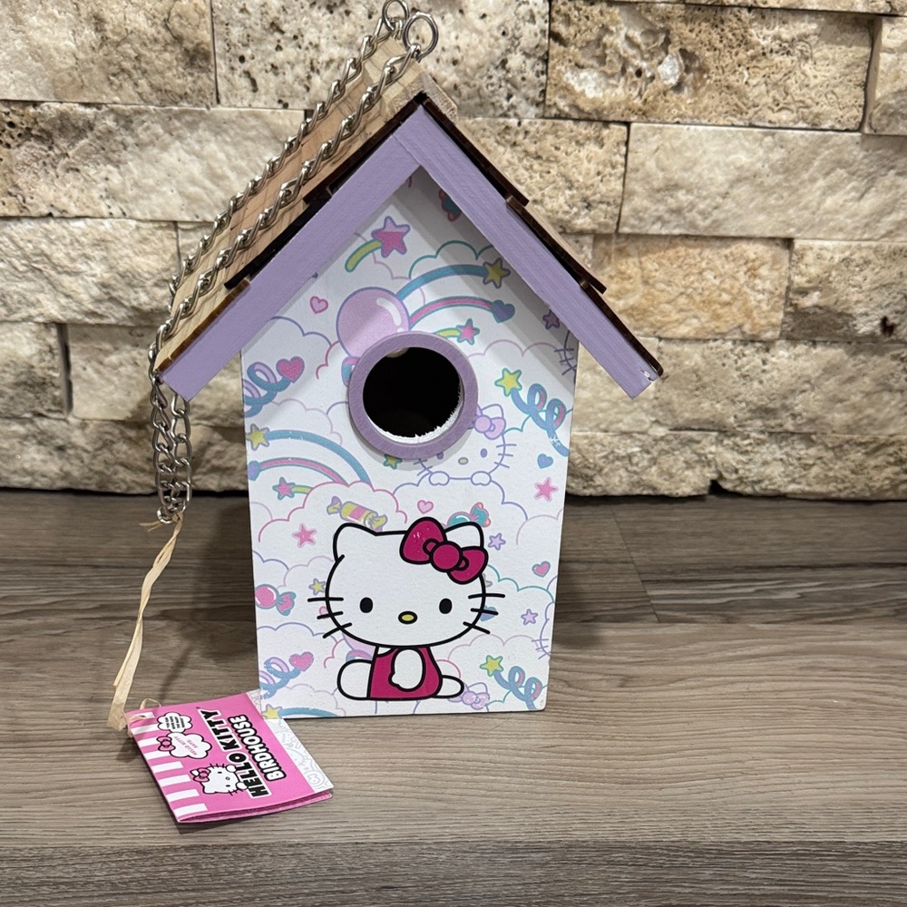 Hello Kitty Pastel Birdhouse with Chain
